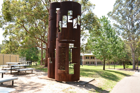 キャンパス内にはアートがたくさん